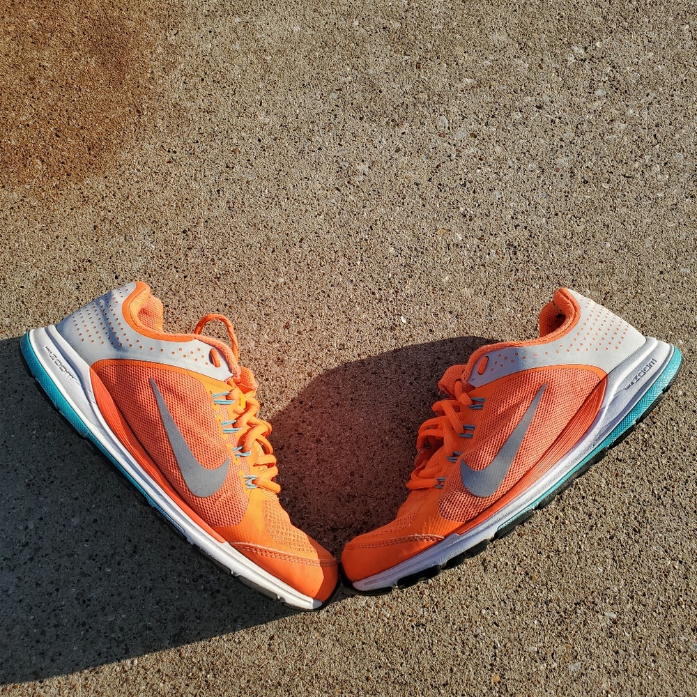 Nike Running Athletic Shoes sz 7.5